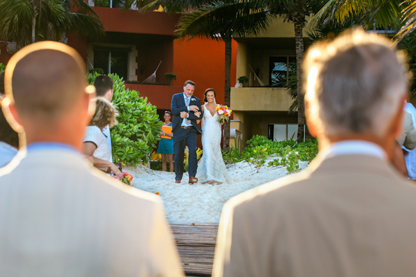 bride's entrance, photo by Zasil Studio | via junebugweddings.com bride's entrance, photo by Zasil Studio | via junebugweddings.com