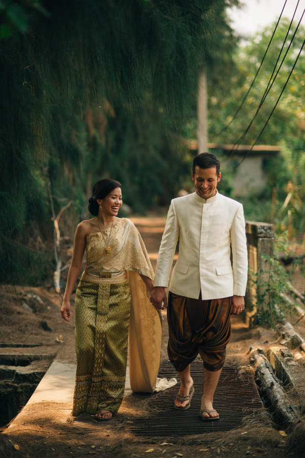 beautiful and traditional Thailand couple's portrait beautiful and traditional Thailand couple's portrait