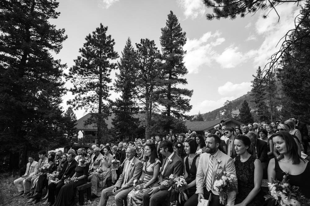 Romantic-Estes-Park-Wedding-at-Taharaa-Mountain-Lodge (8 of 27)