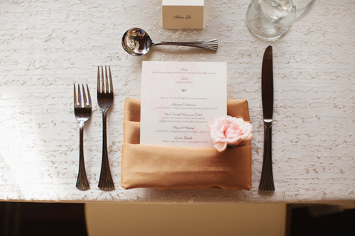 Pretty, classic, pink wedding in Maui from Sweet Pea Events with photos by Sarah & Rocky Photography | via junebugweddings.com Pretty, classic, pink wedding in Maui from Sweet Pea Events with photos by Sarah & Rocky Photography | via junebugweddings.com