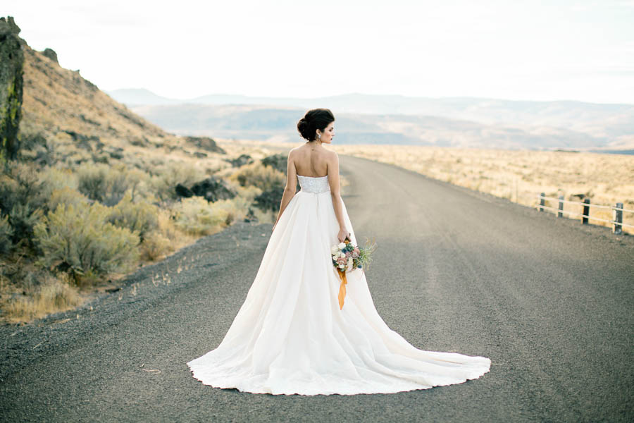 Dramatic-Galia-Lahav-Bridal-Looks-Betty-Elaine-Photography-10