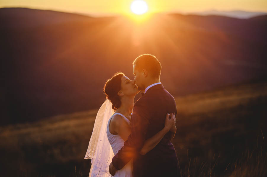 Golden-Post-Wedding-Shoot-in-the-Bieszczady-Mountains-Lmfoto (25 of 34)