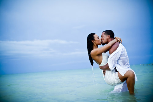 colorful tropical beach wedding at Excellence Playa Mujeres All-Inclusive Resort in Cancun, Mexico - photos by JAGstudios | via junebugweddings.com colorful tropical beach wedding at Excellence Playa Mujeres All-Inclusive Resort in Cancun, Mexico - photos by JAGstudios | via junebugweddings.com