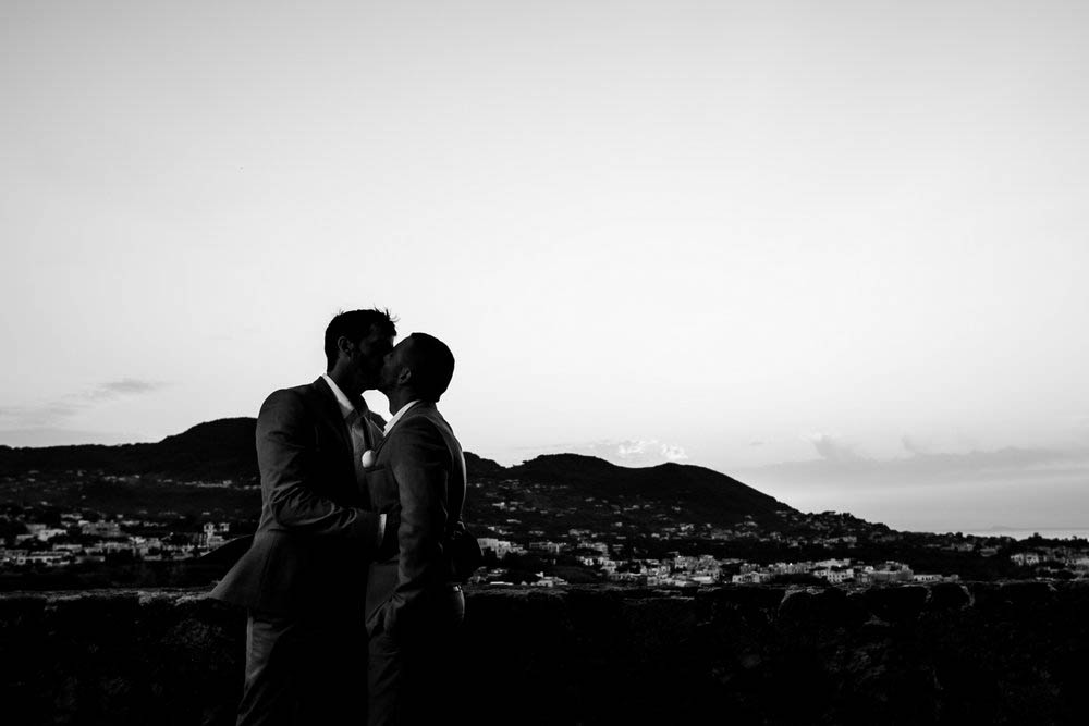 Fun-Intimate-Italian-Wedding-37
