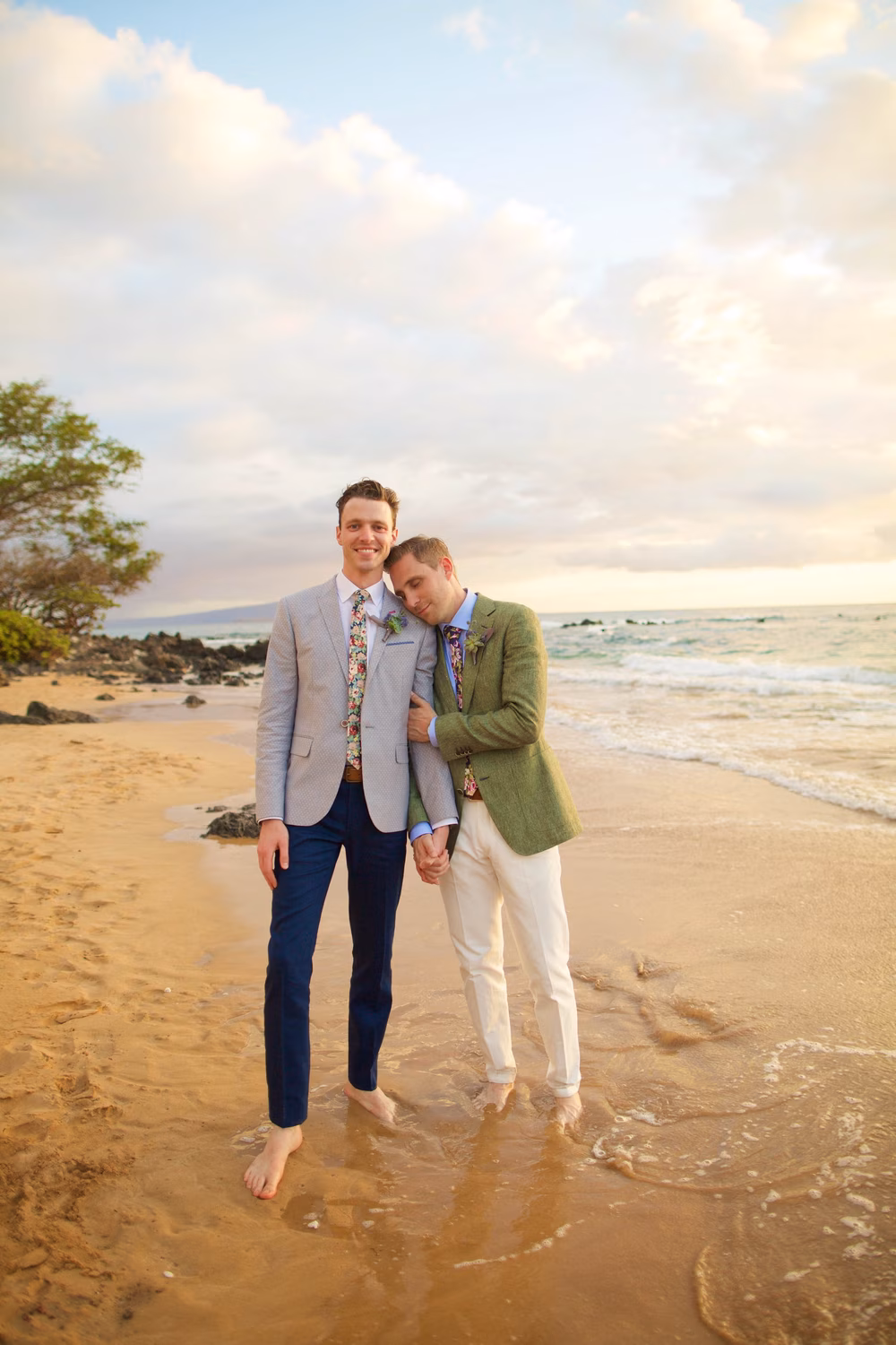 Family-Style-Wedding-on-the-Beach-at-Andaz-Maui-Anna-Kim-Photography-429