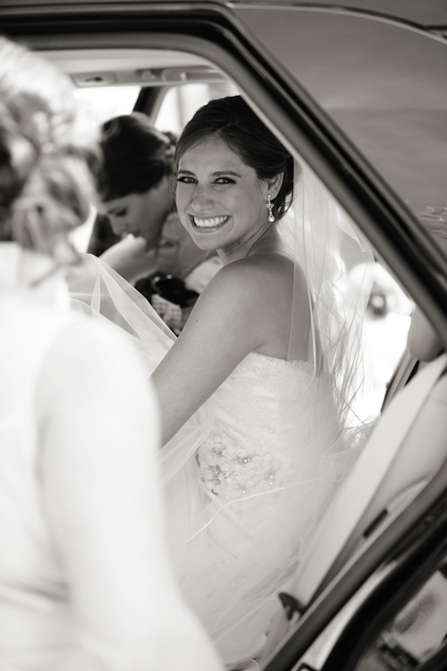 grey and coral wedding at Paradise Valley Country Club in Arizona with Photos by Jennifer Bowen Photography | via junebugweddings.com grey and coral wedding at Paradise Valley Country Club in Arizona with Photos by Jennifer Bowen Photography | via junebugweddings.com