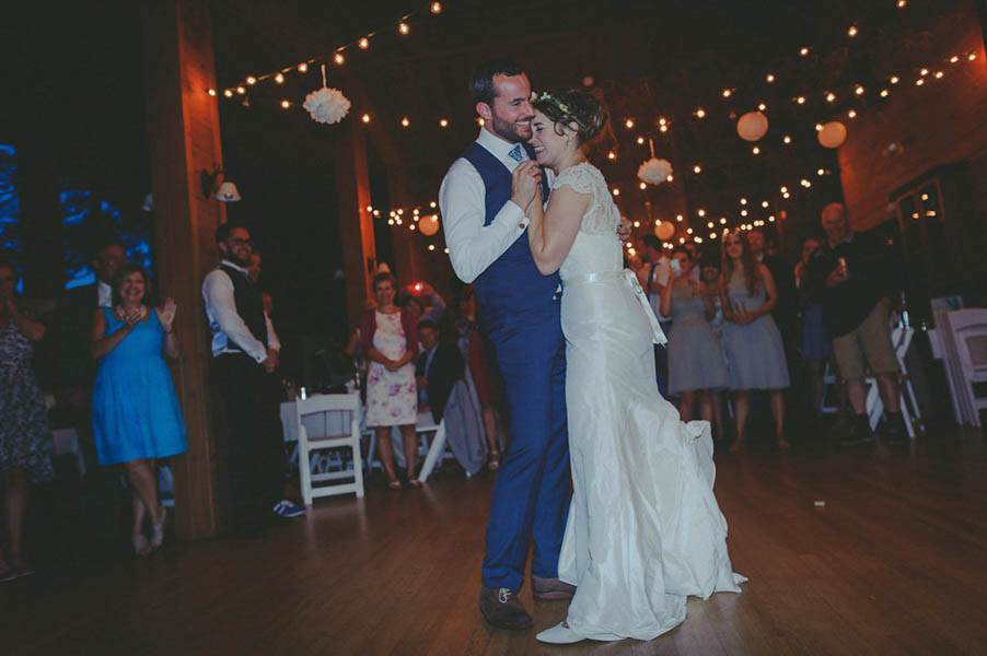 Sentimental-Vancouver-Island-Wedding-at-The-Dolphins-Resort-Jennifer-Armstrong-Photography-21