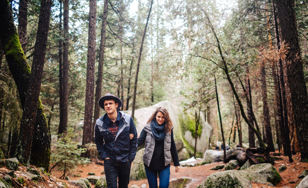 sweet-autumn-yosemite-engagement-photos-20