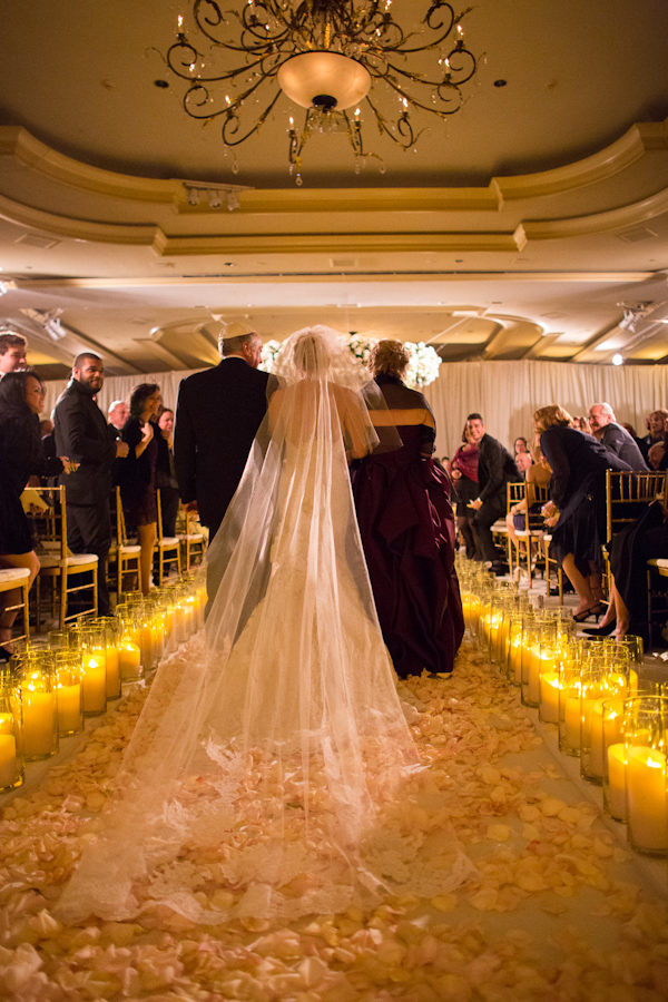 traditional romantic ballroom wedding at The Ritz Carlton, Washington D.C. with photos by Ira Lippke Studios | via junebugweddings.com traditional romantic ballroom wedding at The Ritz Carlton, Washington D.C. with photos by Ira Lippke Studios | via junebugweddings.com
