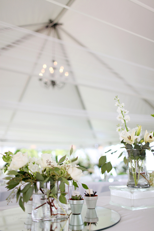 Grey and cream seaside wedding in Newport News, VA, photos by Whitebox Weddings via junebugweddings.com Grey and cream seaside wedding in Newport News, VA, photos by Whitebox Weddings via junebugweddings.com