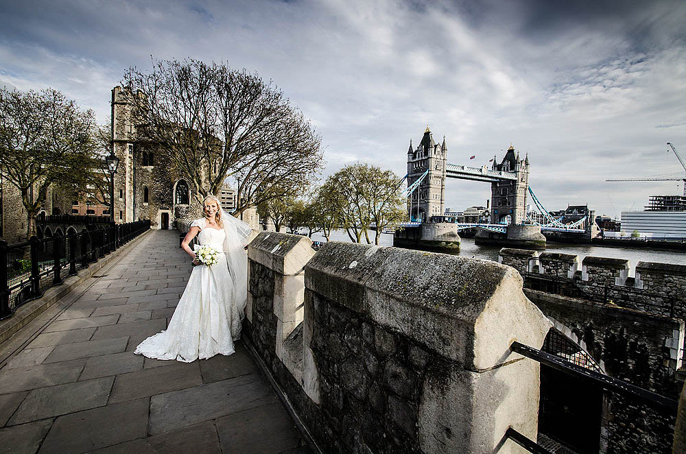 British-Armed-Forces-Inspired-Royal-Blue-Wedding (21 of 27)