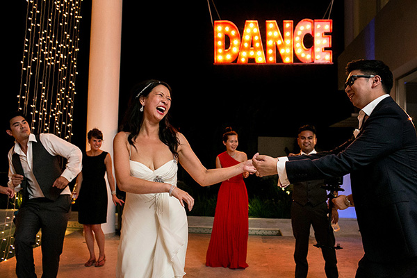 fun destination wedding at Casa China Blanca in Puerto Vallerta, Mexico - photo by Elizabeth Lloyd and Dave Getzschman | via junebugweddings.com fun destination wedding at Casa China Blanca in Puerto Vallerta, Mexico - photo by Elizabeth Lloyd and Dave Getzschman | via junebugweddings.com
