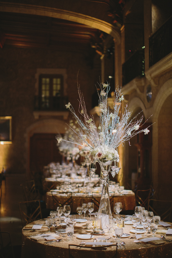 white and gold winter wedding at Fairmont Banff Springs, photo by Gabe McClintock | via junebugweddings.com white and gold winter wedding at Fairmont Banff Springs, photo by Gabe McClintock | via junebugweddings.com