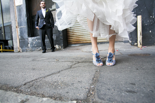 glamorous eco friendly jewish wedding at AT&T center in Los Angeles, California, photos by Callaway Gable | via junebugweddings.com glamorous eco friendly jewish wedding at AT&T center in Los Angeles, California, photos by Callaway Gable | via junebugweddings.com