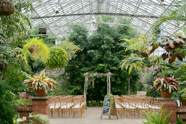 botanical inspiration photo shoot at the Philadelphia Horticultural Center, photos by Lindsay Docherty Photography | via junebugweddings.com botanical inspiration photo shoot at the Philadelphia Horticultural Center, photos by Lindsay Docherty Photography | via junebugweddings.com