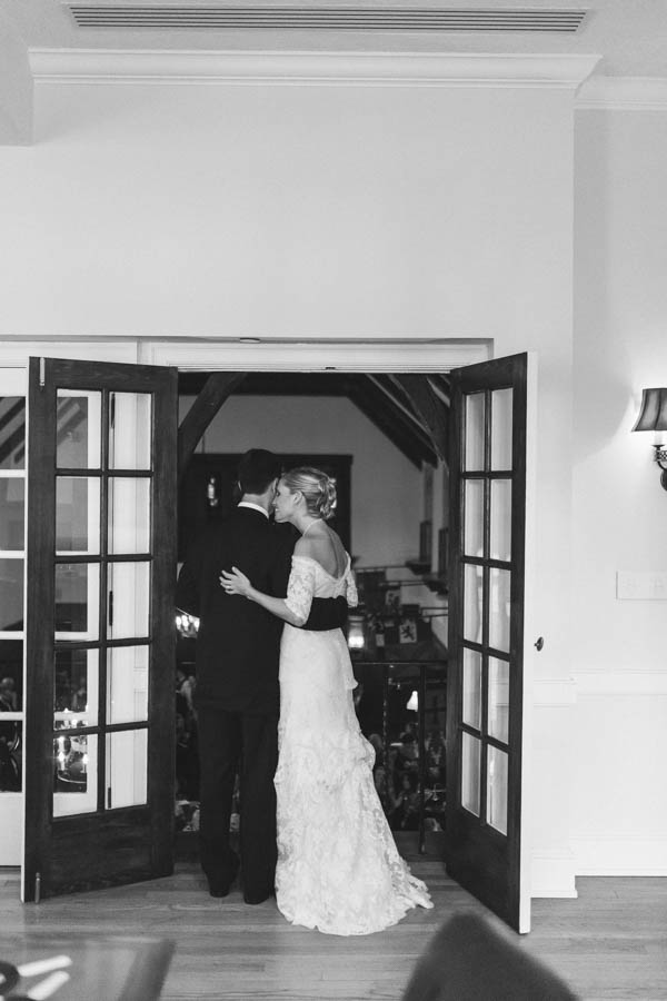 romantic country club reception, photo by Clay Austin Photography | via junebugweddings.com romantic country club reception, photo by Clay Austin Photography | via junebugweddings.com