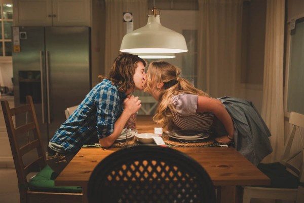 these-ikea-engagement-photos-are-as-sweet-as-they-are-unique-6-600x400