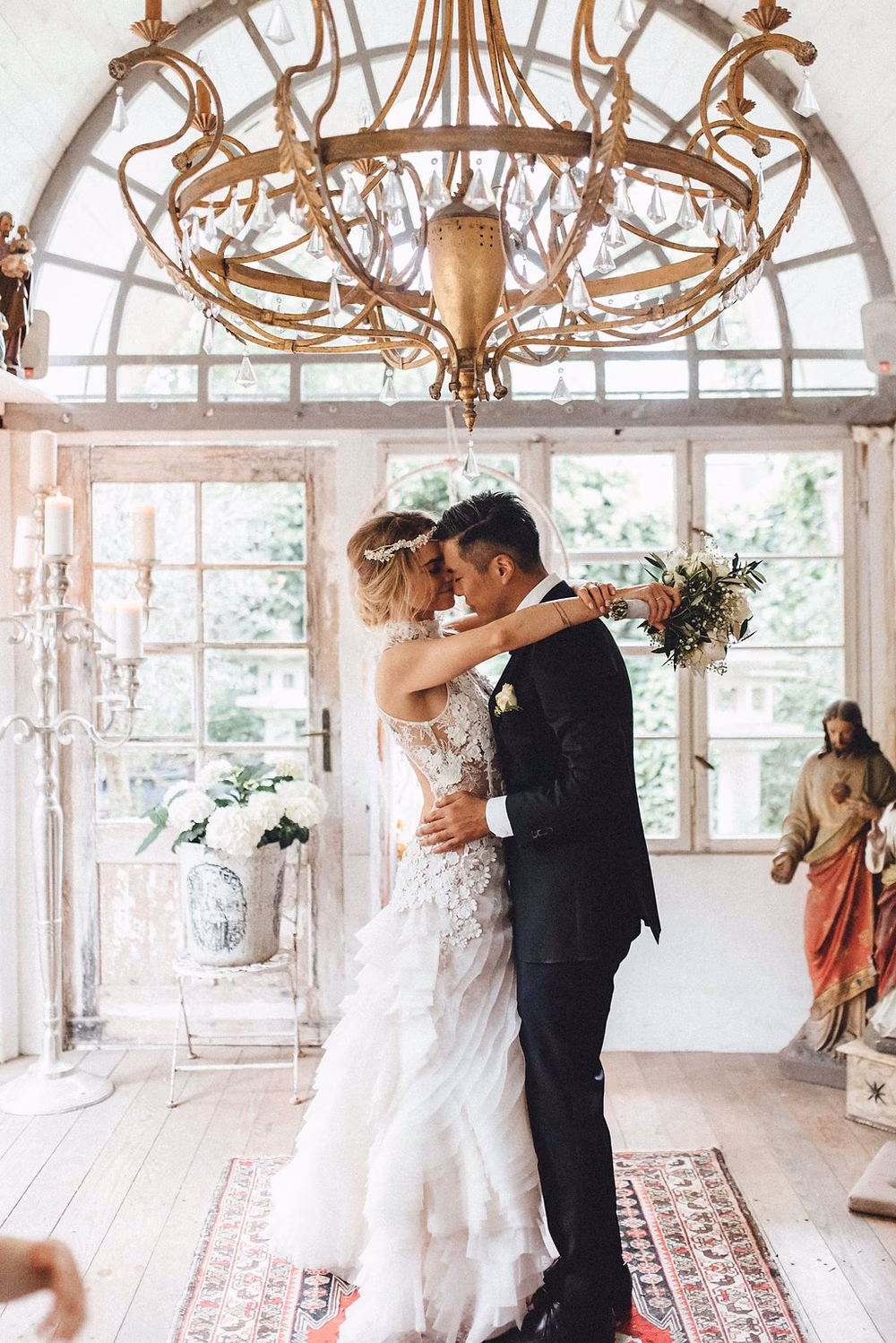 elegant-boho-german-biergarten-wedding-at-la-du-32