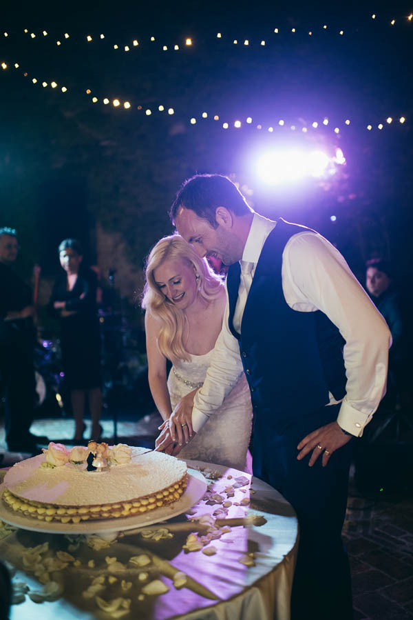 Romantic-Italian-Destination-Wedding-at-Borgo-Bastia-Creti-Italyweddings-20