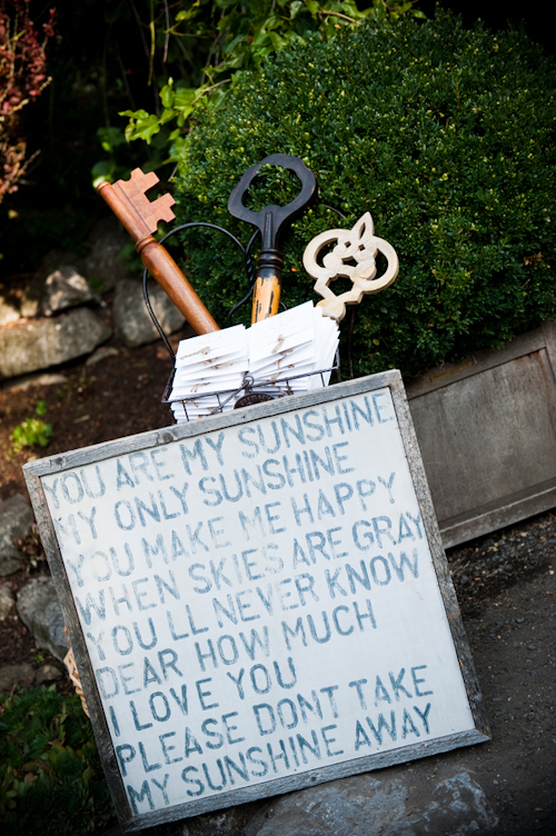 Nautical and Secret Garden inspired wedding on San Juan Island with photos by Laurel McConnell Photography | junebugweddings.com Nautical and Secret Garden inspired wedding on San Juan Island with photos by Laurel McConnell Photography | junebugweddings.com