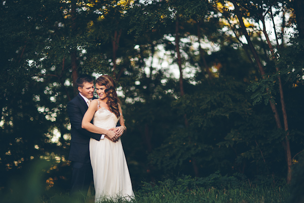 romantic old hollywood inspired bridal style, photo by Geoff Johnson | via junebugweddings.com romantic old hollywood inspired bridal style, photo by Geoff Johnson | via junebugweddings.com