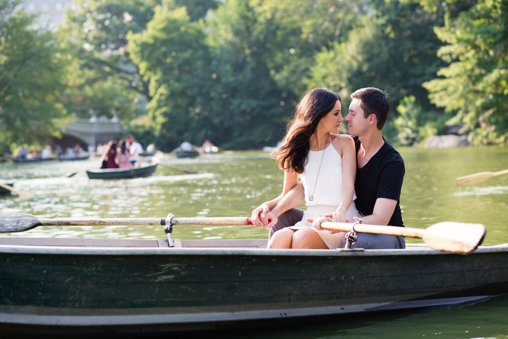 Romantic-Central-Park-Engagement-Photos-Modern-Wedding-Photography-0048