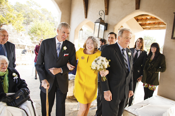 yellow and gray elopement wedding in Austin, Texas - Jake Holt Photography | via junebugweddings.com yellow and gray elopement wedding in Austin, Texas - Jake Holt Photography | via junebugweddings.com