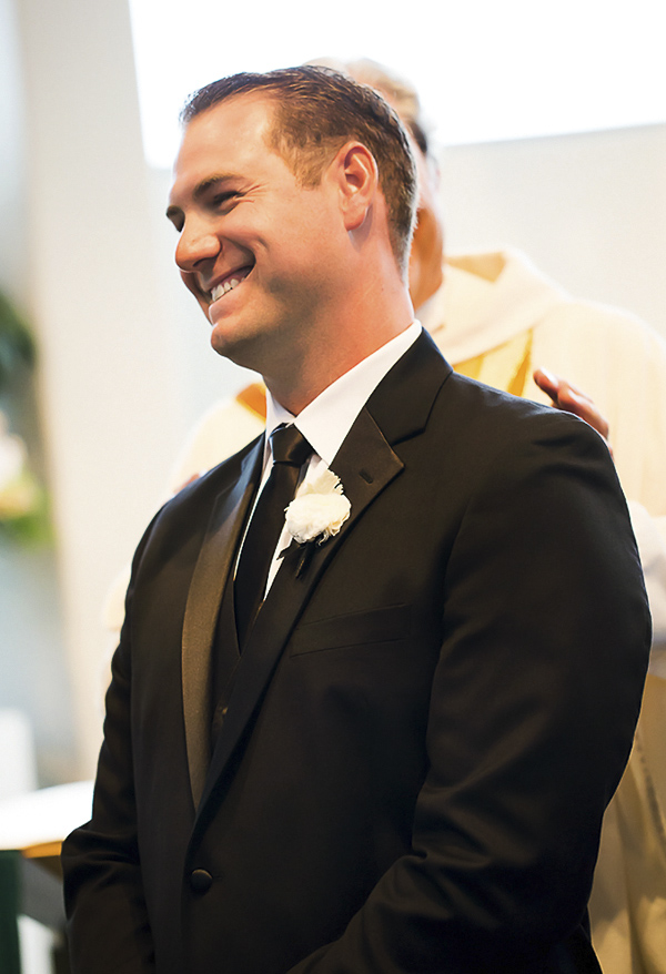 blush and gold california wedding at private family estate, wedding photos by D. Park Photography | via junebugweddings.com blush and gold california wedding at private family estate, wedding photos by D. Park Photography | via junebugweddings.com