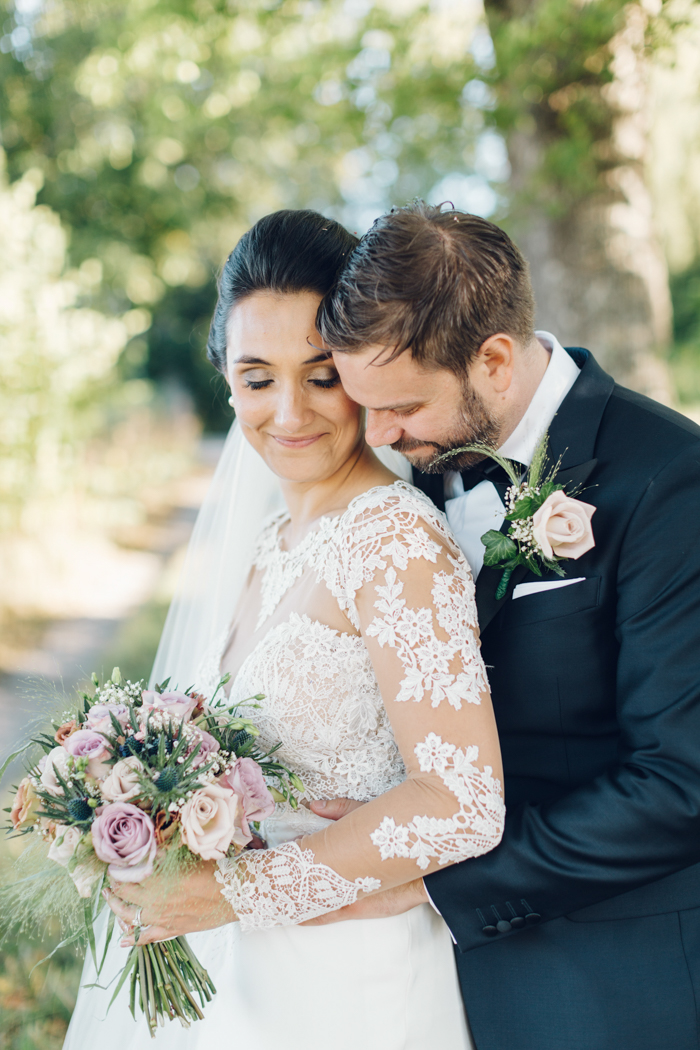 rustic-glam-swedish-wedding-at-rosenhanska-magasinet-25