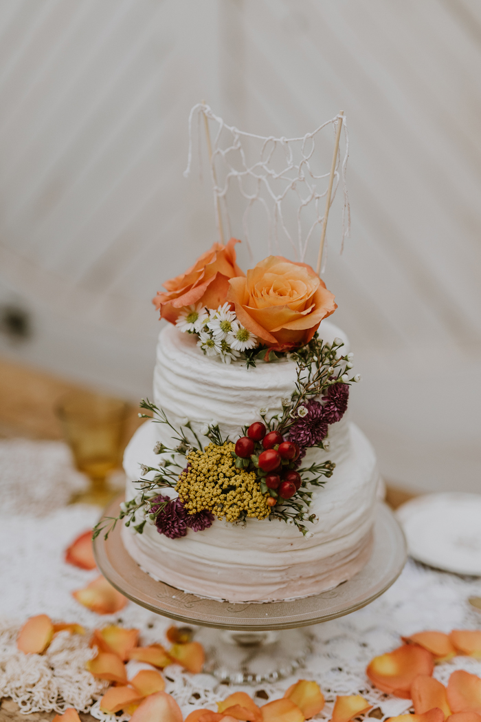 boho-nashville-wedding-inspiration-at-meadow-hill-farm-26