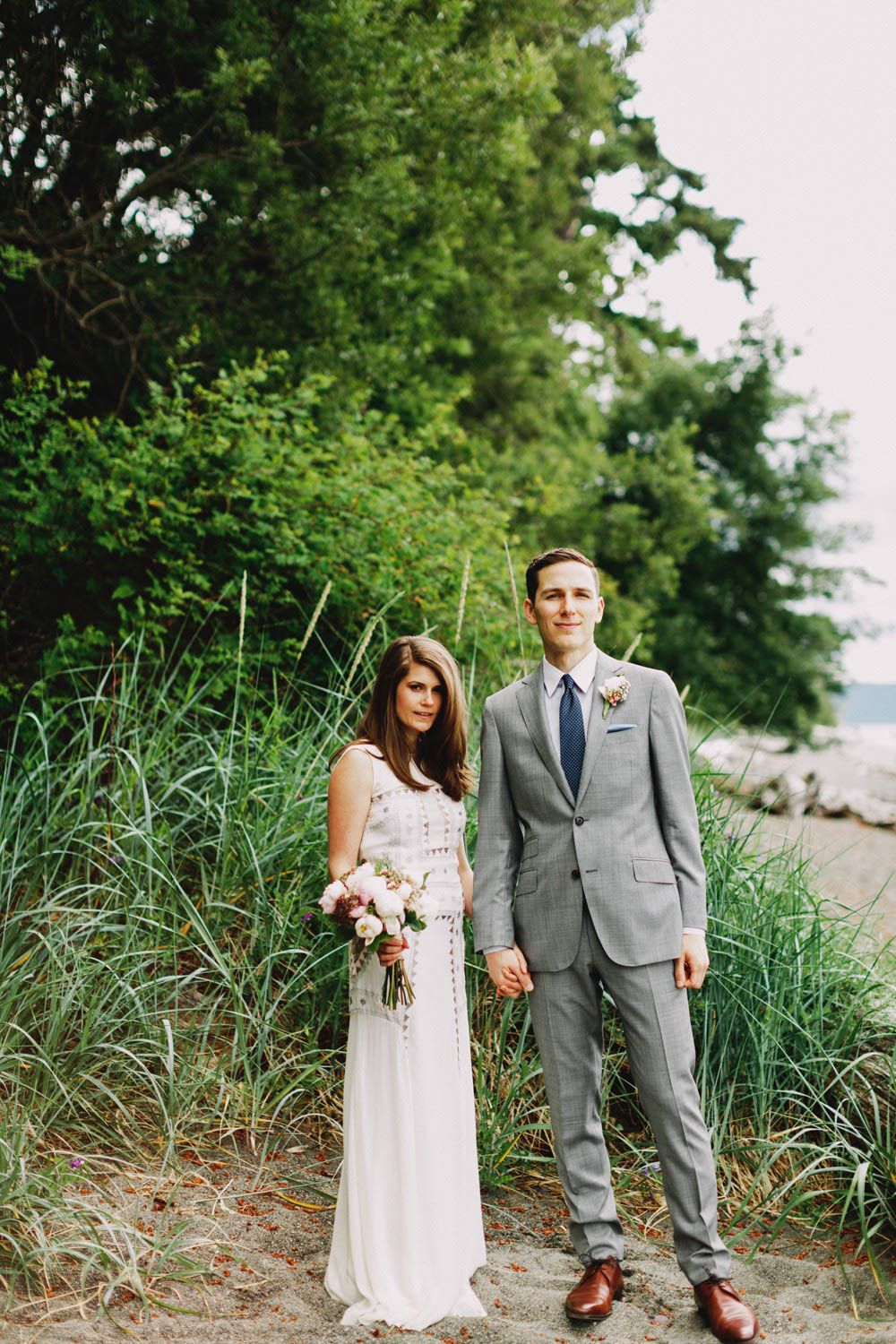 Early-Summer-Wedding-The-Willows-Inn-Michele-M-Waite (9 of 28)