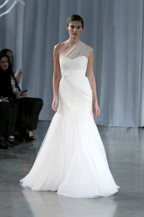 Monique Lhuillier wedding dress from her Fall 2013 bridal collection runway show | via junebugweddings.com Monique Lhuillier wedding dress from her Fall 2013 bridal collection runway show | via junebugweddings.com