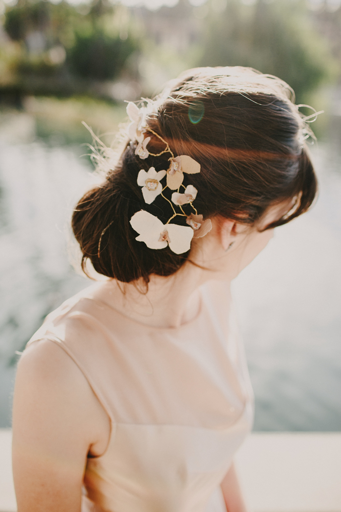 creative-blush-wedding-inspiration-at-echo-park-lake-16