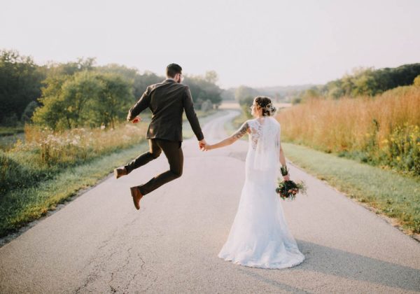Festive-Floral-Wedding-in-Illinois-Deidre-Lynn-Photography-37-600x420