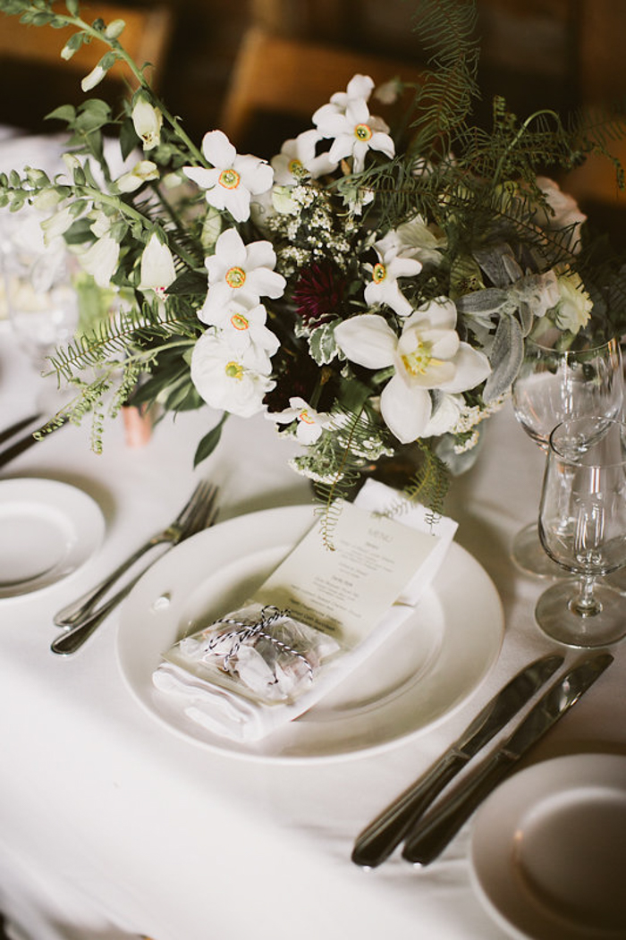 timeless-catskills-barn-wedding-at-handsome-hollow-7