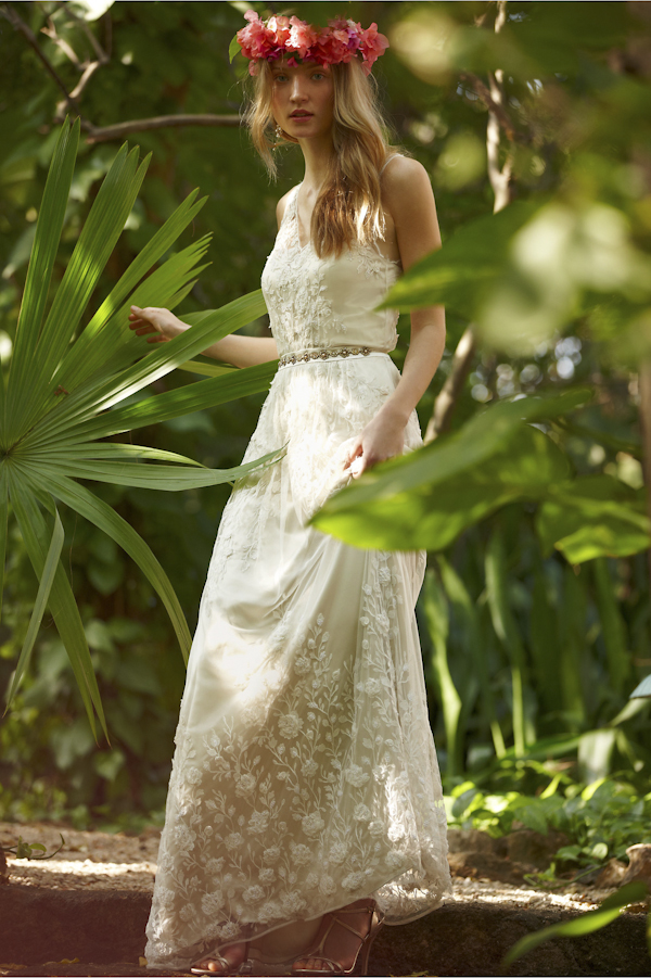 how to get the perfect bohemian bride look with BHLDN | via junebugweddings.com