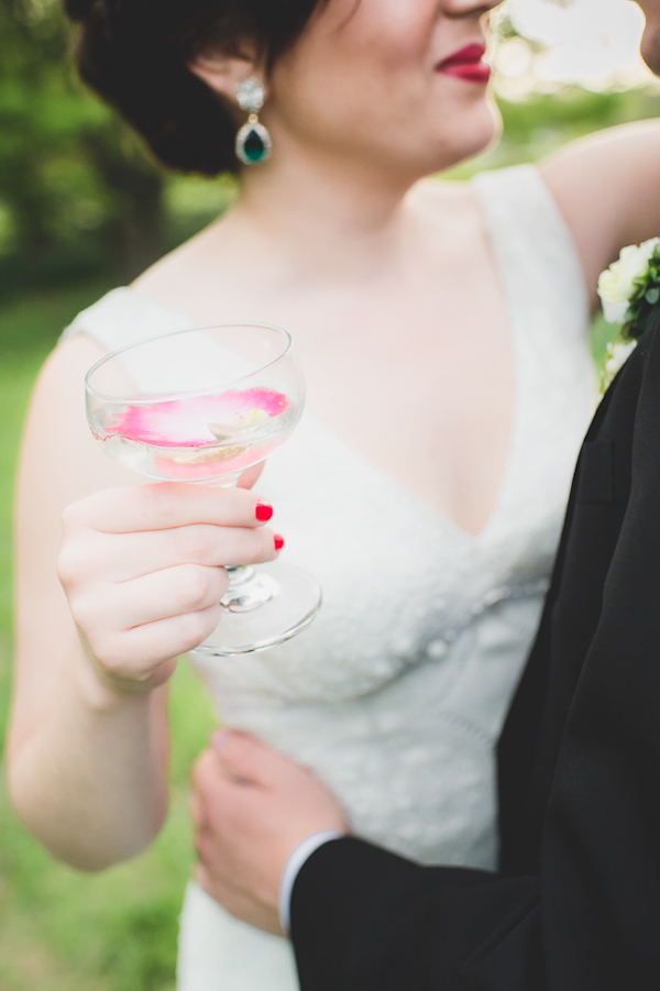 secret garden wedding in Baltimore, photo by L Hewitt Photography | via junebugweddings.com secret garden wedding in Baltimore, photo by L Hewitt Photography | via junebugweddings.com