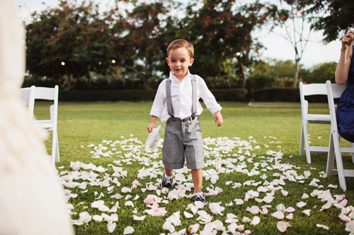 Pretty, classic, pink wedding in Maui from Sweet Pea Events with photos by Sarah & Rocky Photography | via junebugweddings.com Pretty, classic, pink wedding in Maui from Sweet Pea Events with photos by Sarah & Rocky Photography | via junebugweddings.com