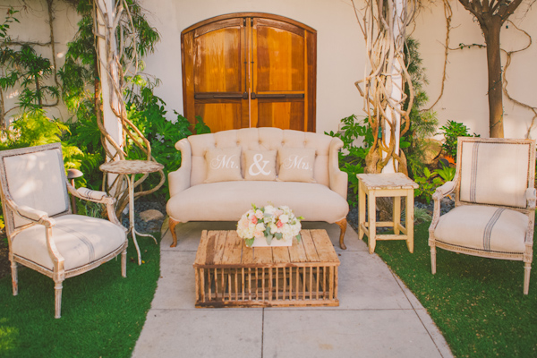 lovely Manhattan Beach wedding by Grand Engagements Wedding Planning and Design with photos by Closer to Love Photography | via junebugweddings.com lovely Manhattan Beach wedding by Grand Engagements Wedding Planning and Design with photos by Closer to Love Photography | via junebugweddings.com