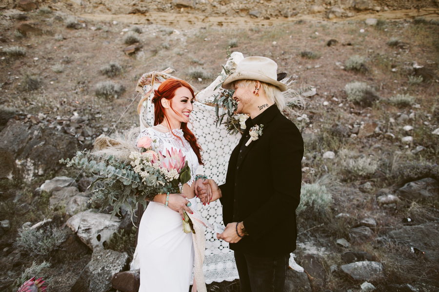 alternative-inspiration-for-your-desert-elopement-6