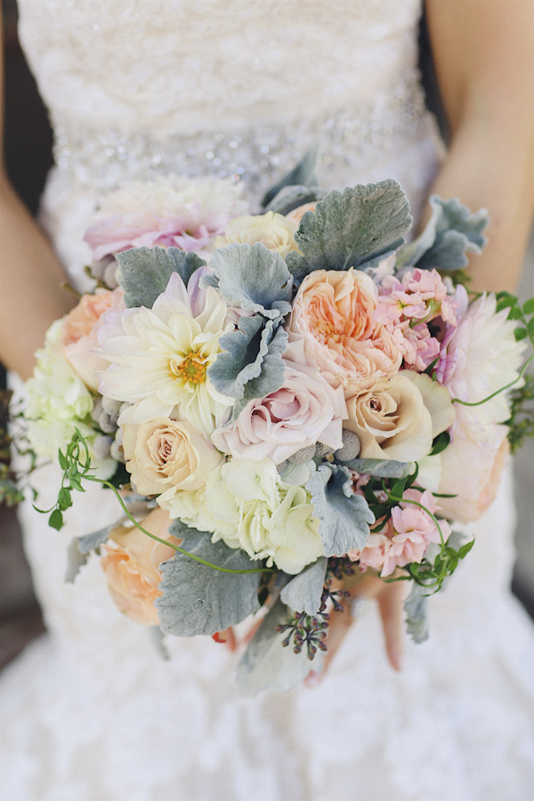 traditional and timeless bridal style, photo by Christina Carroll Photography | via junebugweddings.com traditional and timeless bridal style, photo by Christina Carroll Photography | via junebugweddings.com