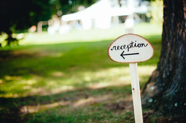 laid-back summer wedding with photos by Amanda Marie Studios | via junebugweddings.com laid-back summer wedding with photos by Amanda Marie Studios | via junebugweddings.com