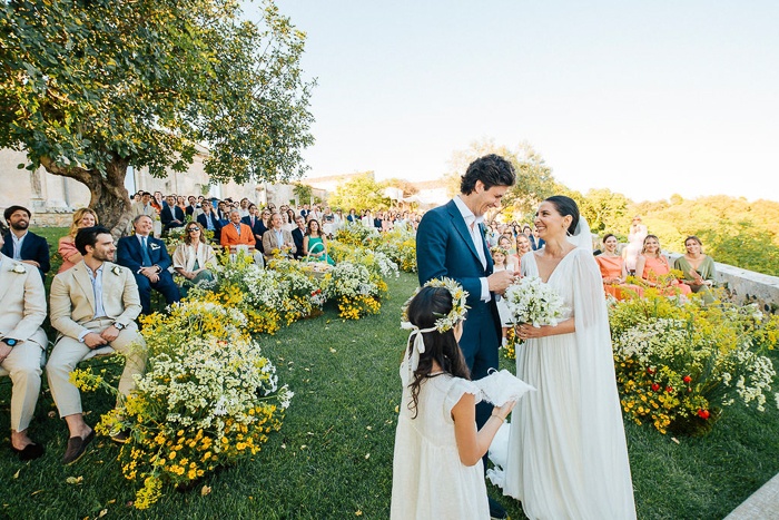 An Effortlessly Elegant Sicily Wedding Inspired by the Mediterranean  Landscape | Junebug Weddings