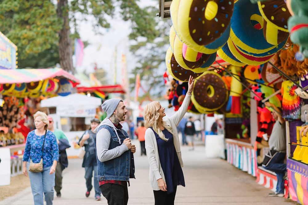 Adorably-Fun-Engagement-at-Fryeburg-Fair (9 of 37)