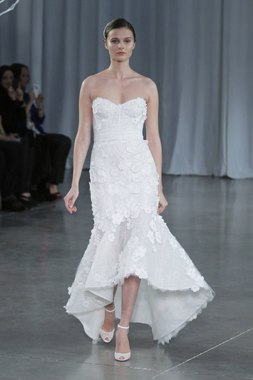 Monique Lhuillier wedding dress from her Fall 2013 bridal collection runway show | via junebugweddings.com Monique Lhuillier wedding dress from her Fall 2013 bridal collection runway show | via junebugweddings.com