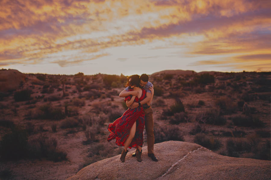 Passionately-Romantic-Desert-Anniversar-Shoot-in-Joshua-Tree-Katch-Studios-25
