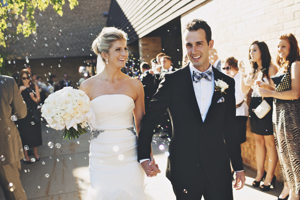 modern elegant gold and black wedding at Legend at Bergamont, photo by DWJohnson Studio | via junebugweddings.com modern elegant gold and black wedding at Legend at Bergamont, photo by DWJohnson Studio | via junebugweddings.com
