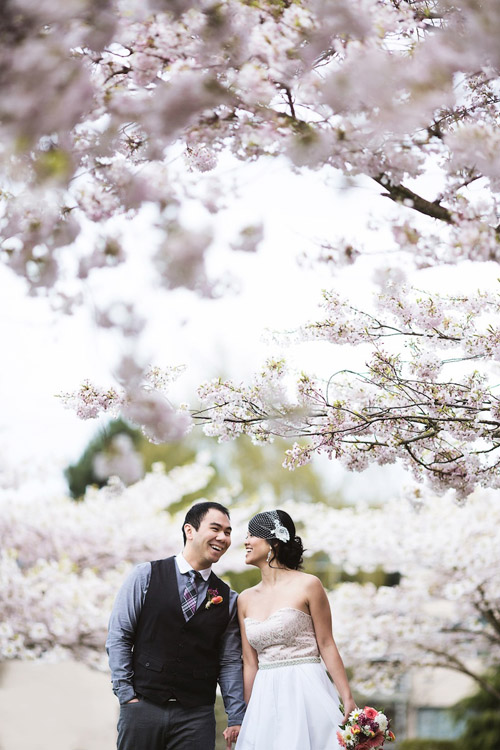 spring engagement photos by Kunioo | via junebugweddings.com spring engagement photos by Kunioo | via junebugweddings.com