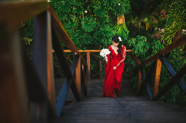 stylish and scenic destination wedding in St. Lucia, photo by C&I Studios | via junebugweddings.com stylish and scenic destination wedding in St. Lucia, photo by C&I Studios | via junebugweddings.com