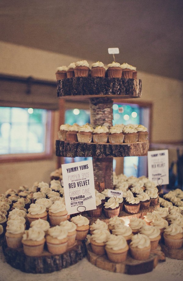 Rustic-Glam-Wedding-Union-Hill-Inn-Paco-and-Betty-30-of-42-600x923